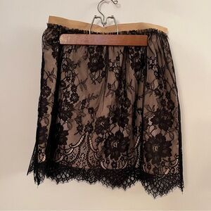 Zara black laced skirt with flower design